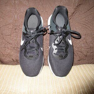 Nike Black and White Athletic Shoes